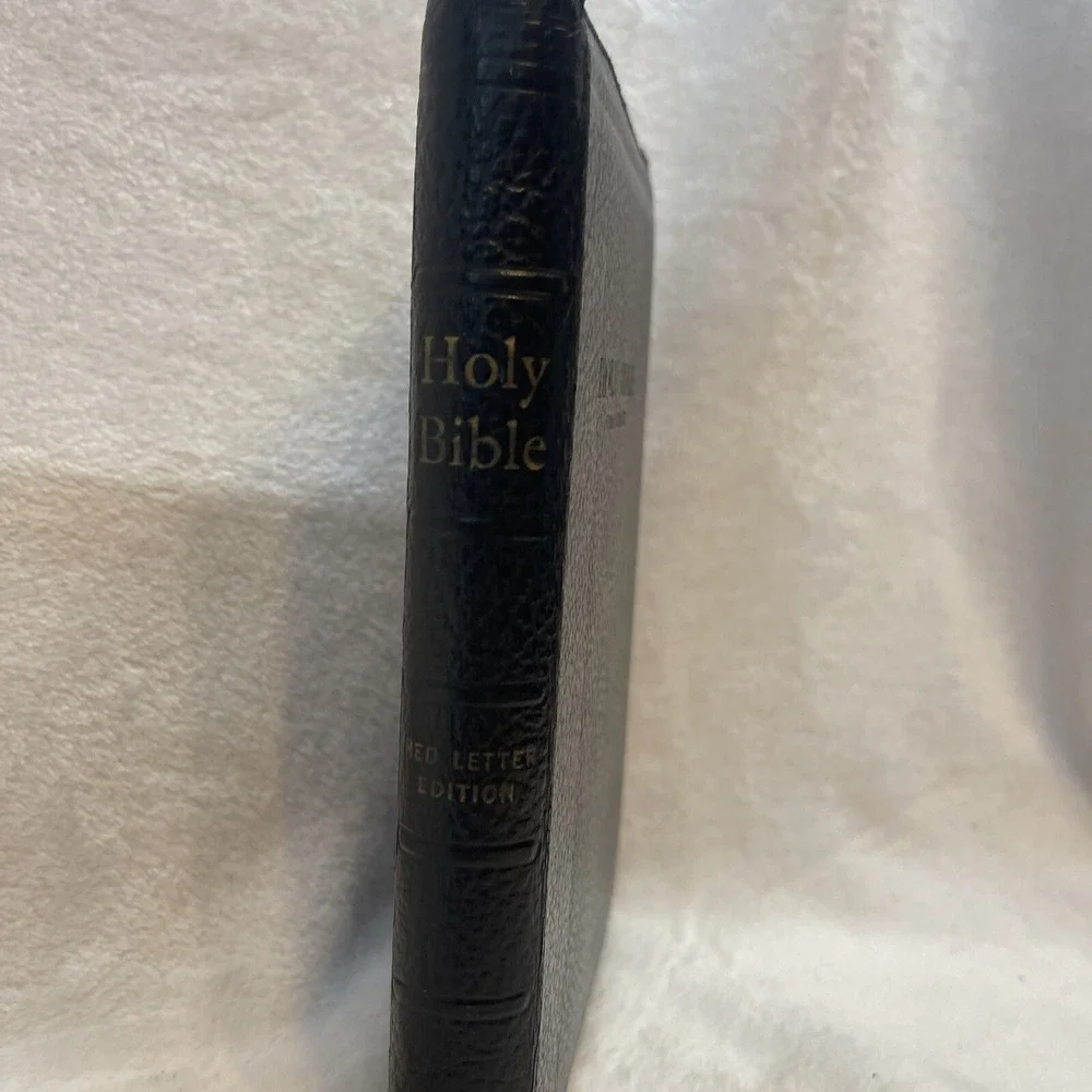 Vintage Holy Bible KJV Red Letter Concordance zipper‎ cover black